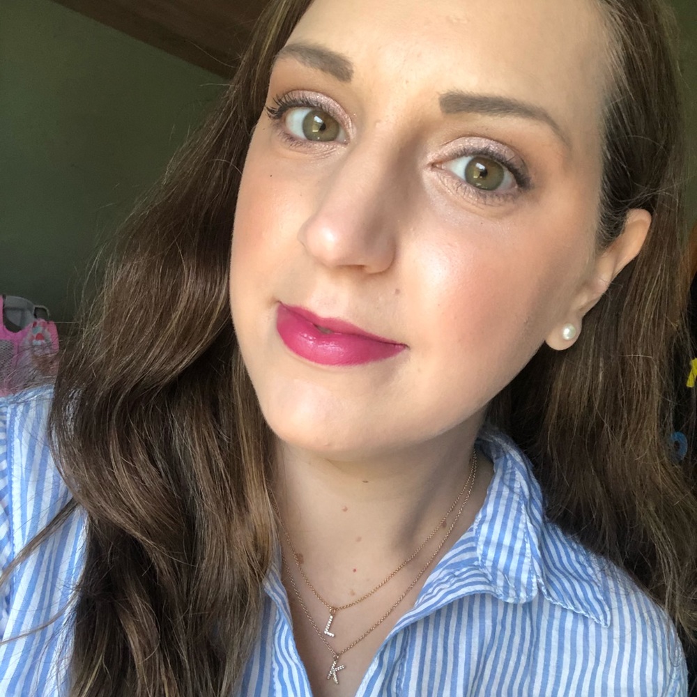 Meet your Posher, Laura